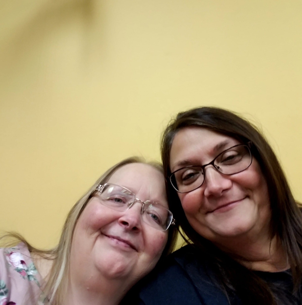 Meet your Posher, Cynthia